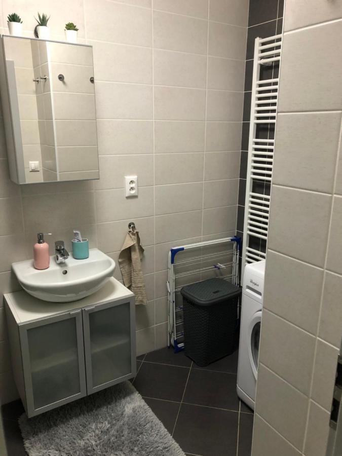 Samorin Modern Apartmens Private Parking - Air Conditioning Экстерьер фото